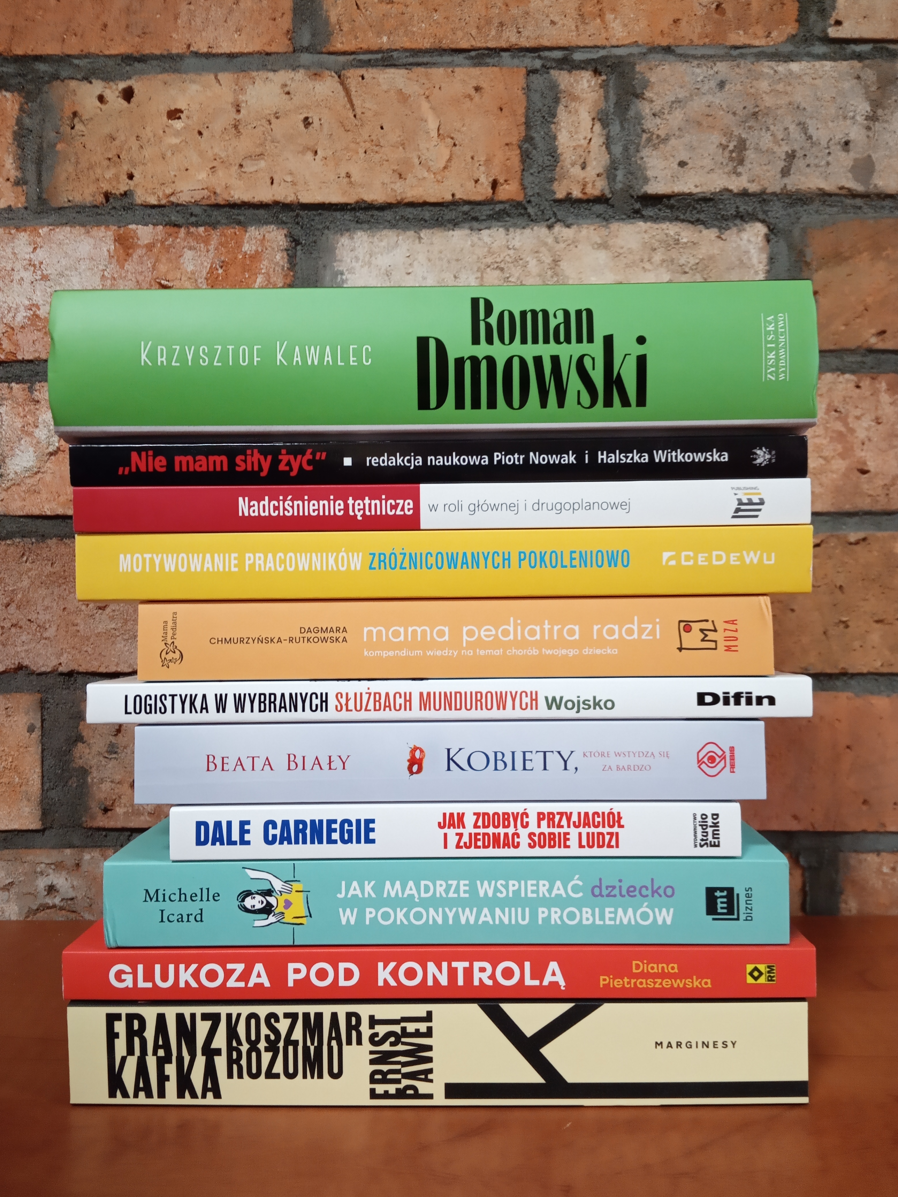 Nowości książkowe czytelni dla dorosłych.